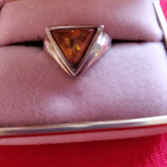 Jewelry - Triangle Amber stone ring set in silver size 6